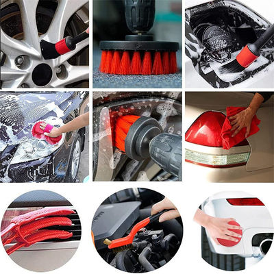 17pcs Red Drill Soft Brushes Set Car Detailing Brush Pour le lavage des pneus de roues automobiles