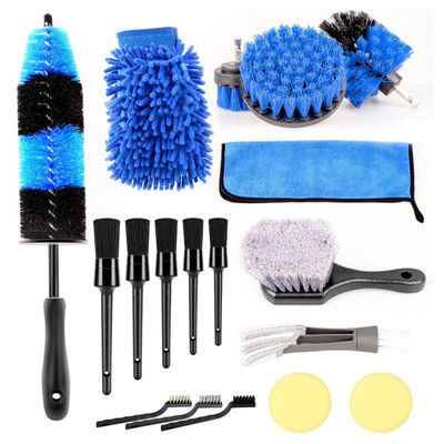 18 PCS Brosses détaillantes automobiles Kit de brosses de lavage de voiture pour le nettoyage des roues automobiles