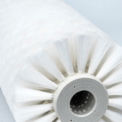 Nettoyeur de pinceau à rouleaux industriels pour le nettoyage des panneaux solaires photovoltaïques