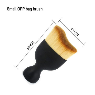Outil de nettoyage intérieur en plastique pour le tableau de bord de la voiture et brosse à poussière pour la sortie d'air