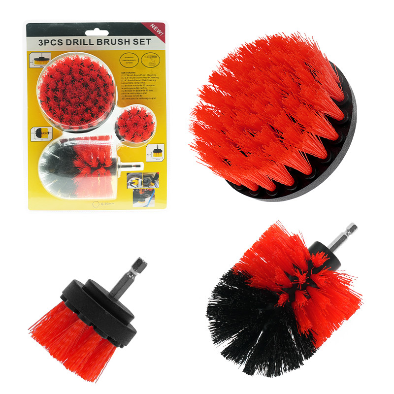 Le pinceau de couleur rouge, le broyeur de forage, les raccords électriques avec le pinceau doux